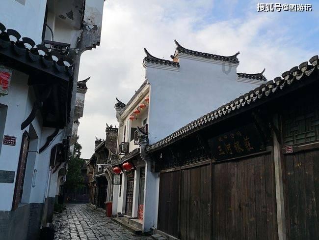粮店运来30袋大米和40袋面粉,一共是2500千克,大米每袋50千克.每袋面粉多少千克?-最全面的问答类网站